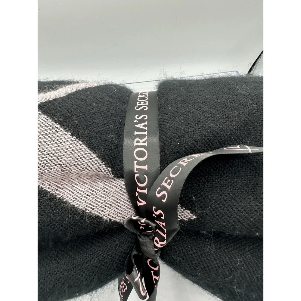 Victoria's Secret Soft Fringe Throw Blanket 50x60 Black Pink Logo NWT